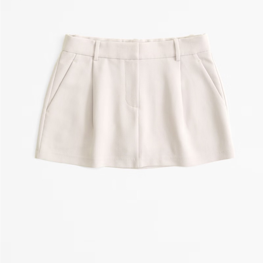 Mid Rise Pleated Mini Skort